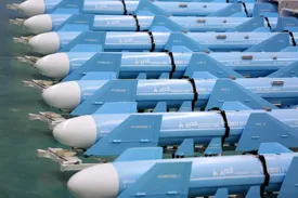 خبر های موشکی فرمانده ارشد نظامی /موشک های بالستیک را کشف و رصد می کنیم