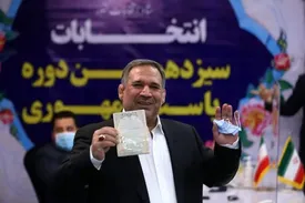 وزیر اقتصاد احمدی نژاد هم کاندیدا شد/برای تحول اقتصادی و آسایش اجتماعی آمدم