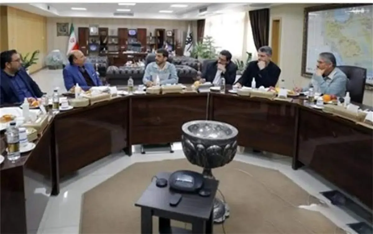 اعلام آمادگی فولاد مبارکه برای مشارکت در غرص ۳۰ میلیون اصله نهال در استان