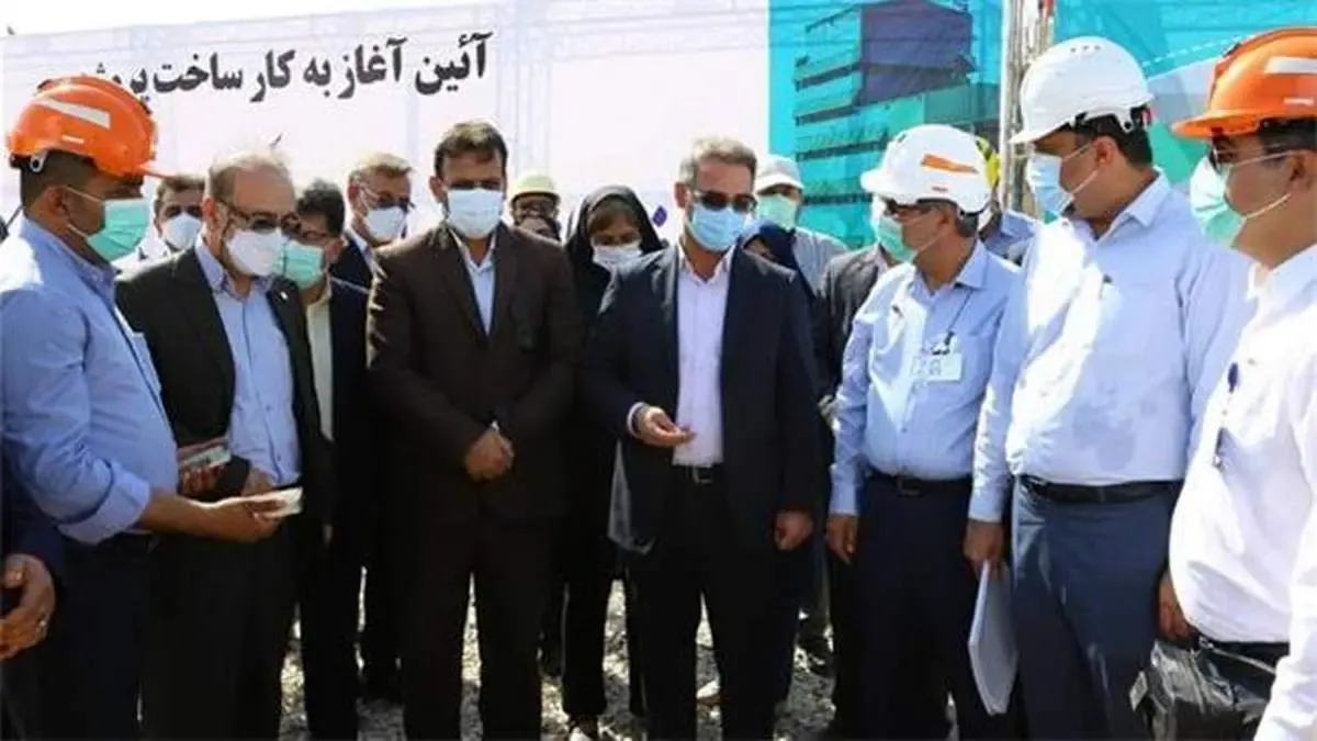 آئین کلنگ زنی ساخت پروژه احداث تصفیه خانه پساب پتروشیمی کارون انجام شد