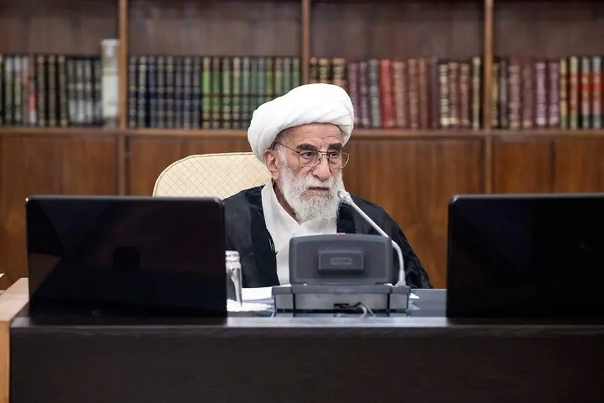 آیت‌الله جنتی: جرات نمی‌کنند به شورای نگهبان فشار بیاورند