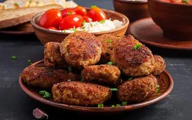 طرز تهیه کتلت شیرازی بدون گوشت و تخم مرغ؛ غذایی ارزان و سریع
