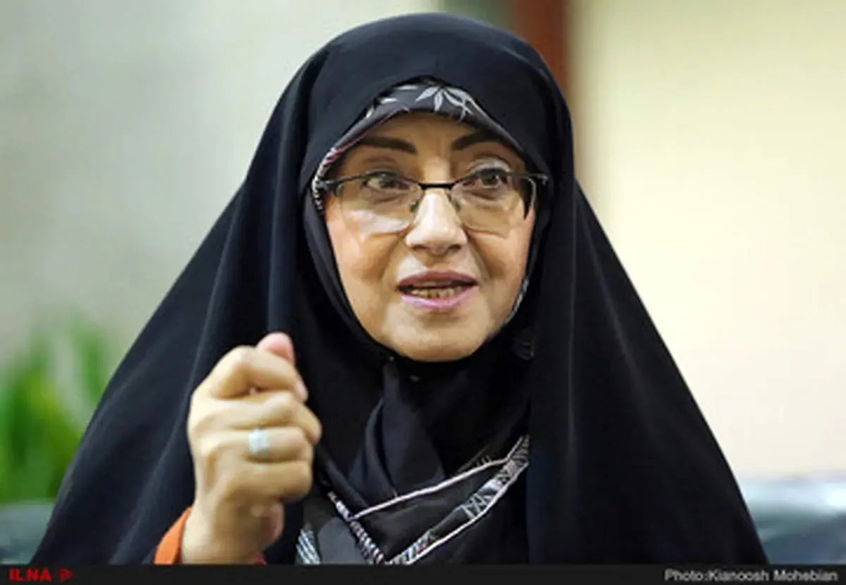 رئیسی کاری کرده که مردم می‌گویند صد رحمت به روحانی