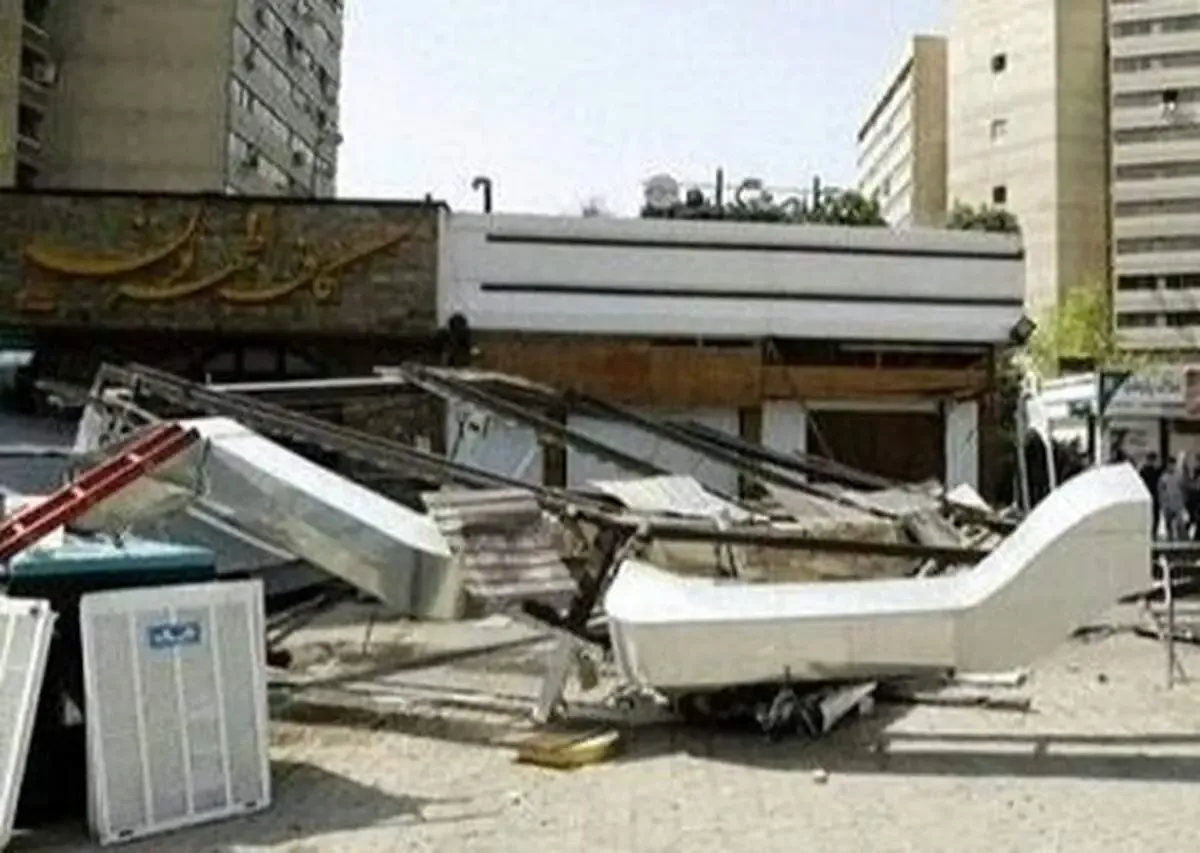 جمع‌آوری تجهیزات غیرقانونی تعدادی از کافه‌های اکباتان