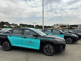 اولین تاکسی برقی تهران پلاک‌گذاری شد