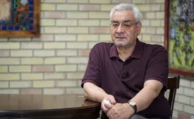 لحظه بازداشت ابراهیم اصغرزاده هنگام سخنرانی آنلاین