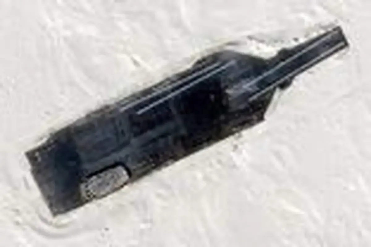 چین ناو هواپیمابر آمریکایی را به خاک نشاند