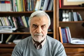 تندروها کمر به نابودی کشور بسته‌اند