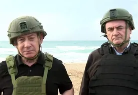 ایهود باراک: اسرائیل در آستانه فروپاشی قرار دارد