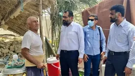 بازدید مدیر امور روابط عمومی و حوزه مدیریت بانک مسکن از مناطق زلزلهزده غرب هرمزگان(گزارش تصویری)