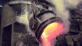 دست‌یابی به ركورد حمل پاتیل سرباره با كمترین توقف به كوره‌های قوس الكتریكی