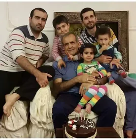 تولد دکتر پزشکیان به همراه خانواده /عکس