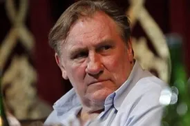 بازیگر مشهور سینما به این دلیل بازداشت شد