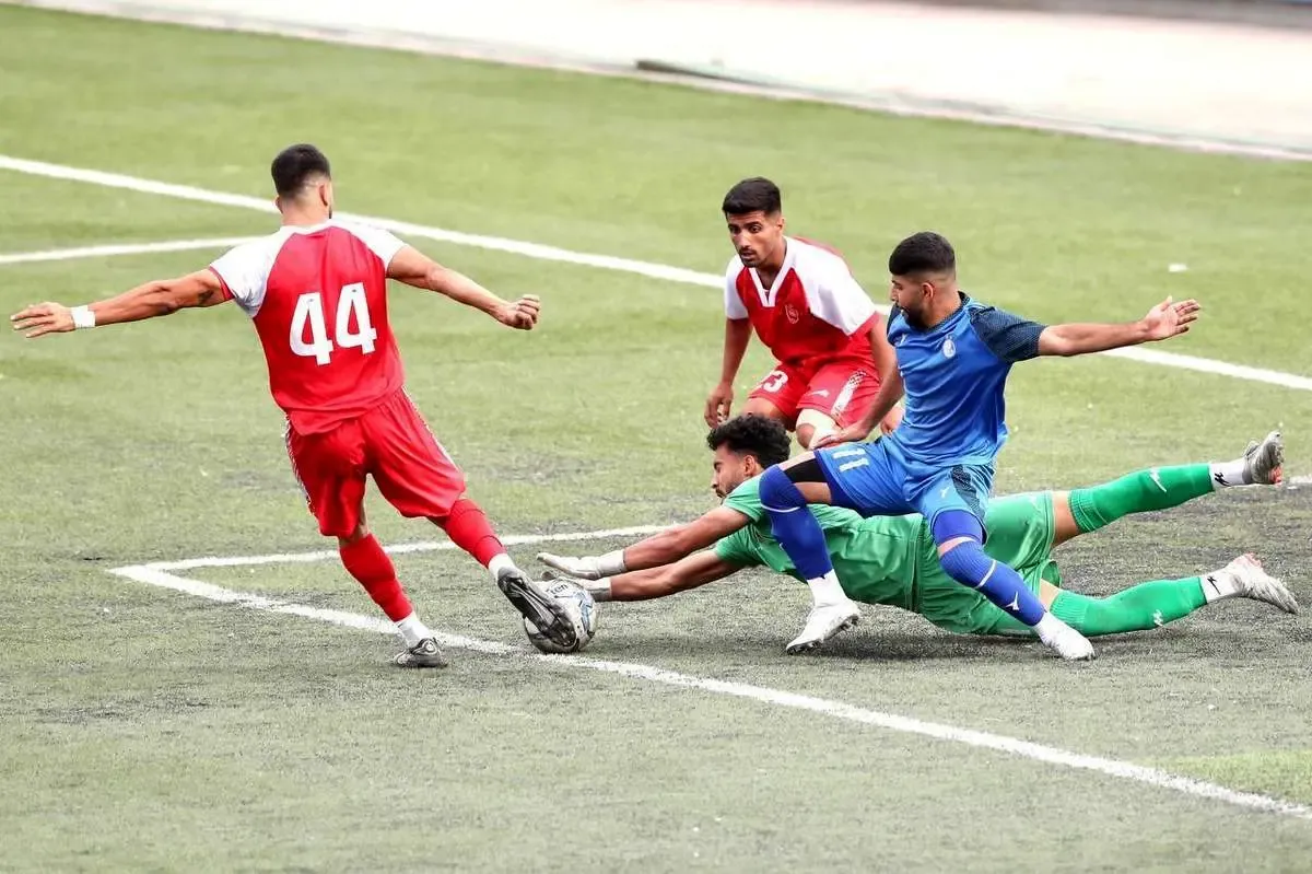 پرسپولیس در آسیا هم سقوط کرد استقلال بالا آمد