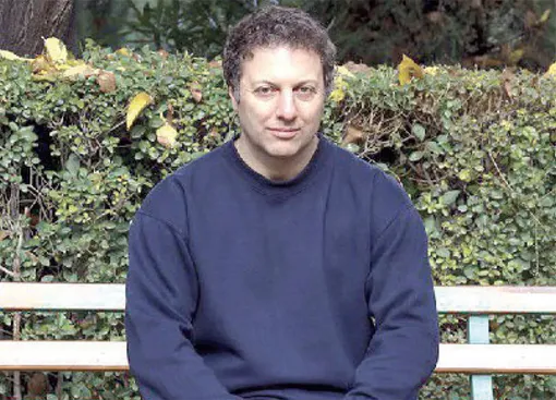 هويت جامعه ايراني بازنگري مي‌خواهد