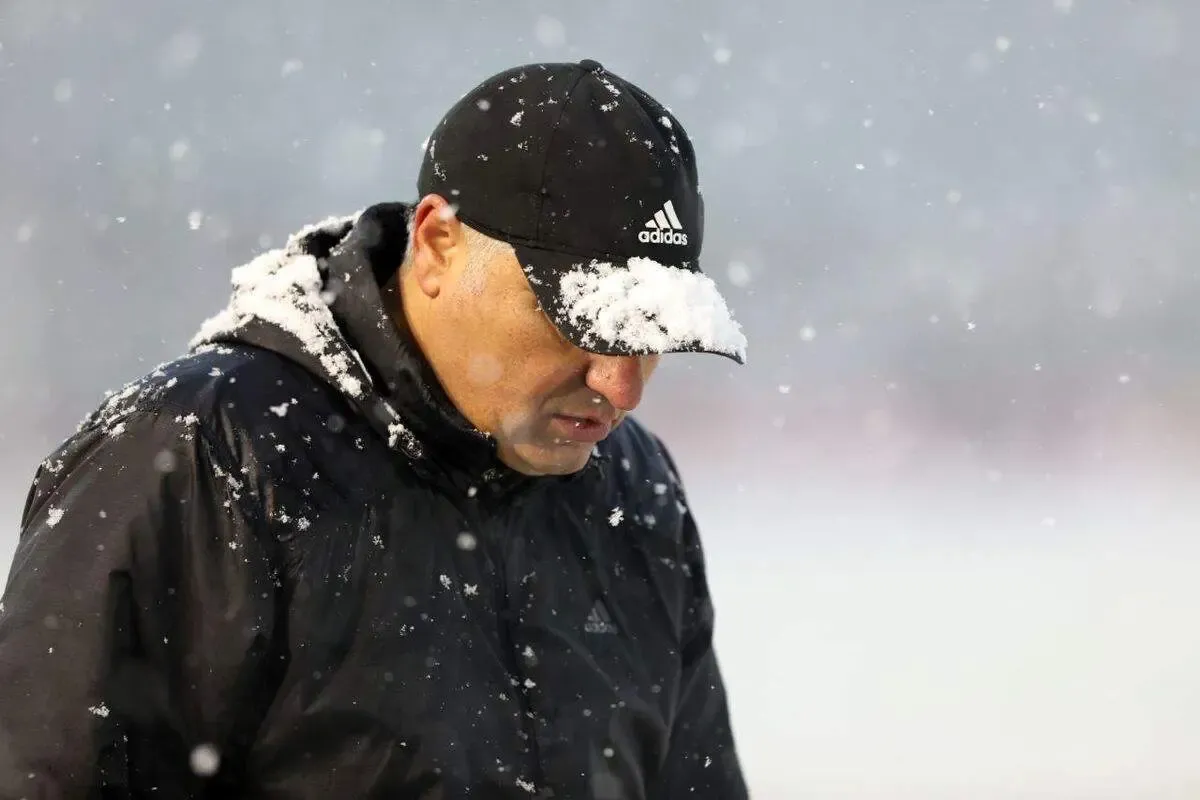 بحران در نساجی/ الهامی استعفا داد، اما باشگاه منتظر نامه است!