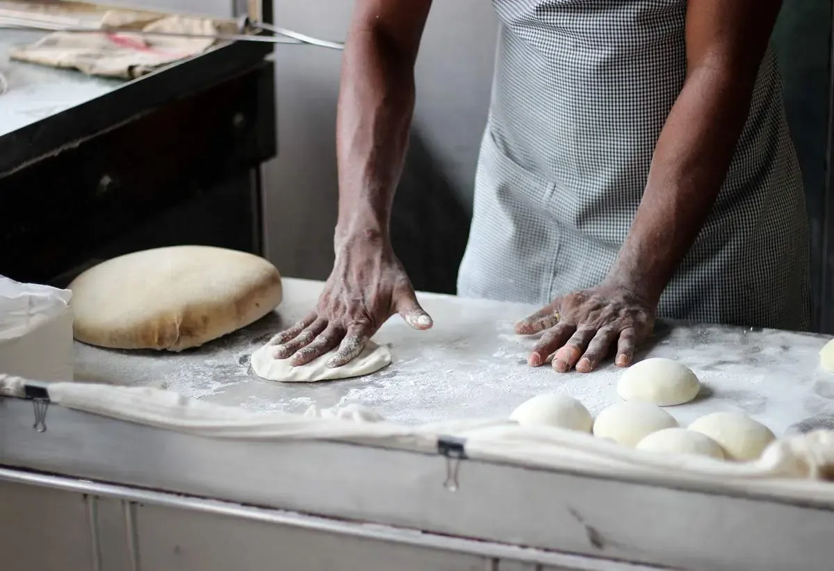 چه موادی نان را خوشمزه می کنند؟