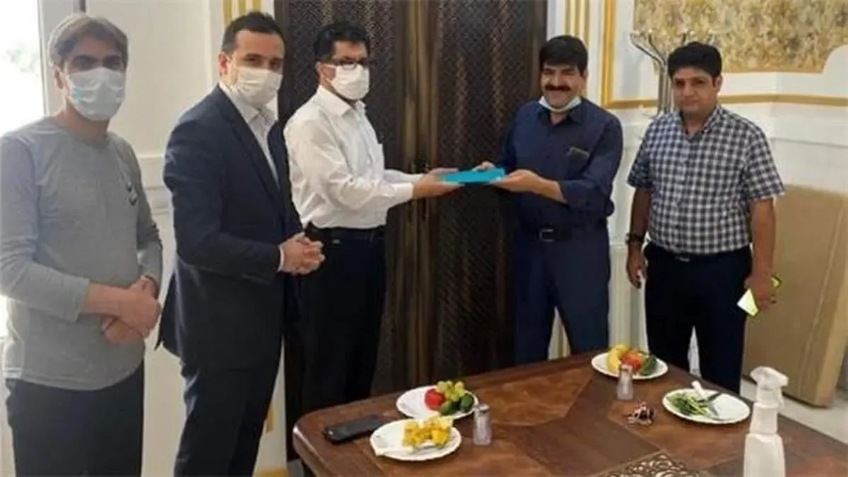 پرداخت خسارت کارخانه فرش کاشان توسط بیمه دی