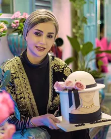 استایل خبرساز شبنم قلی‌خانی در خارج/ عکس