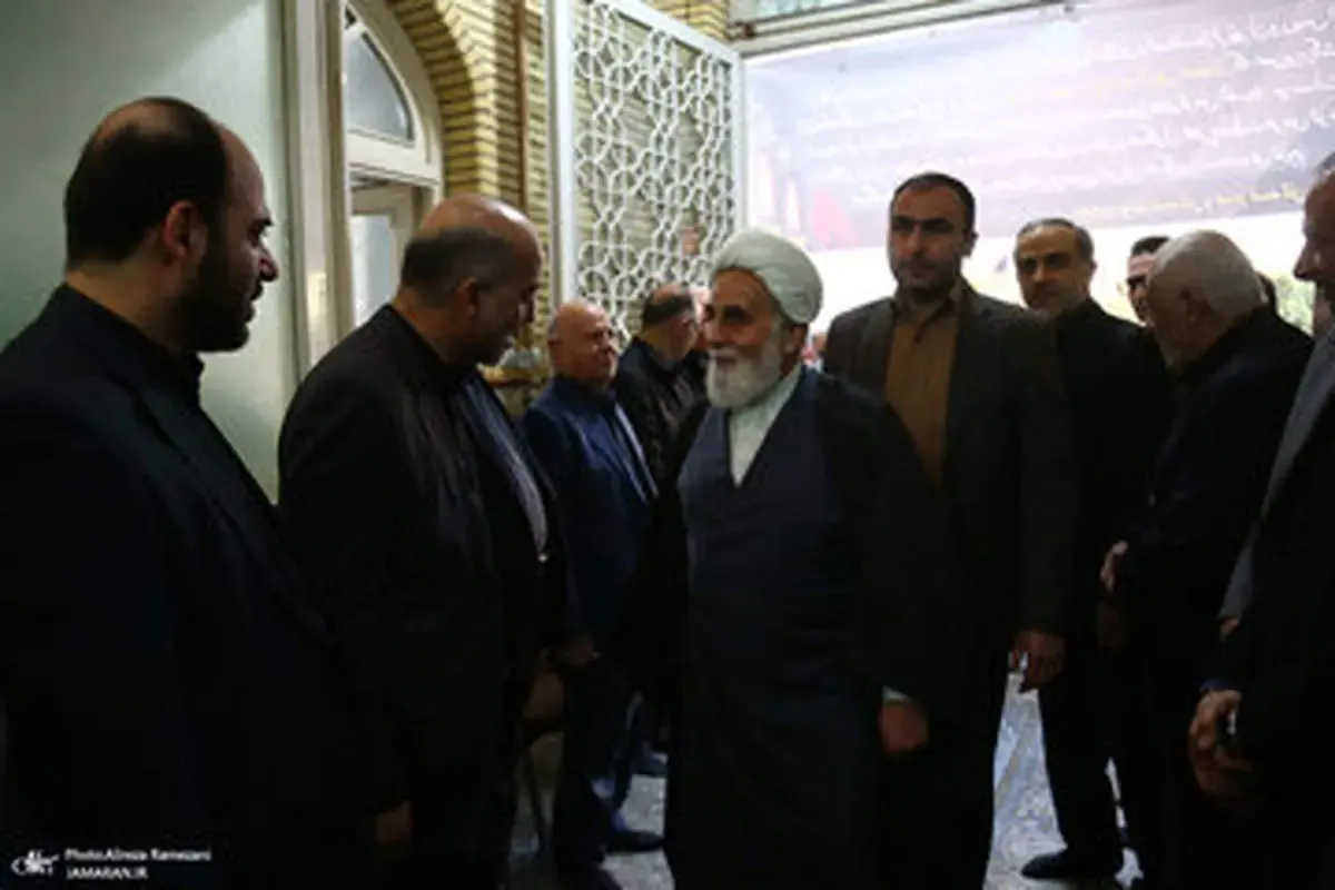 ناطق نوری؛ میرسلیم و باهنر در مراسم ختم اصولگرای معروف