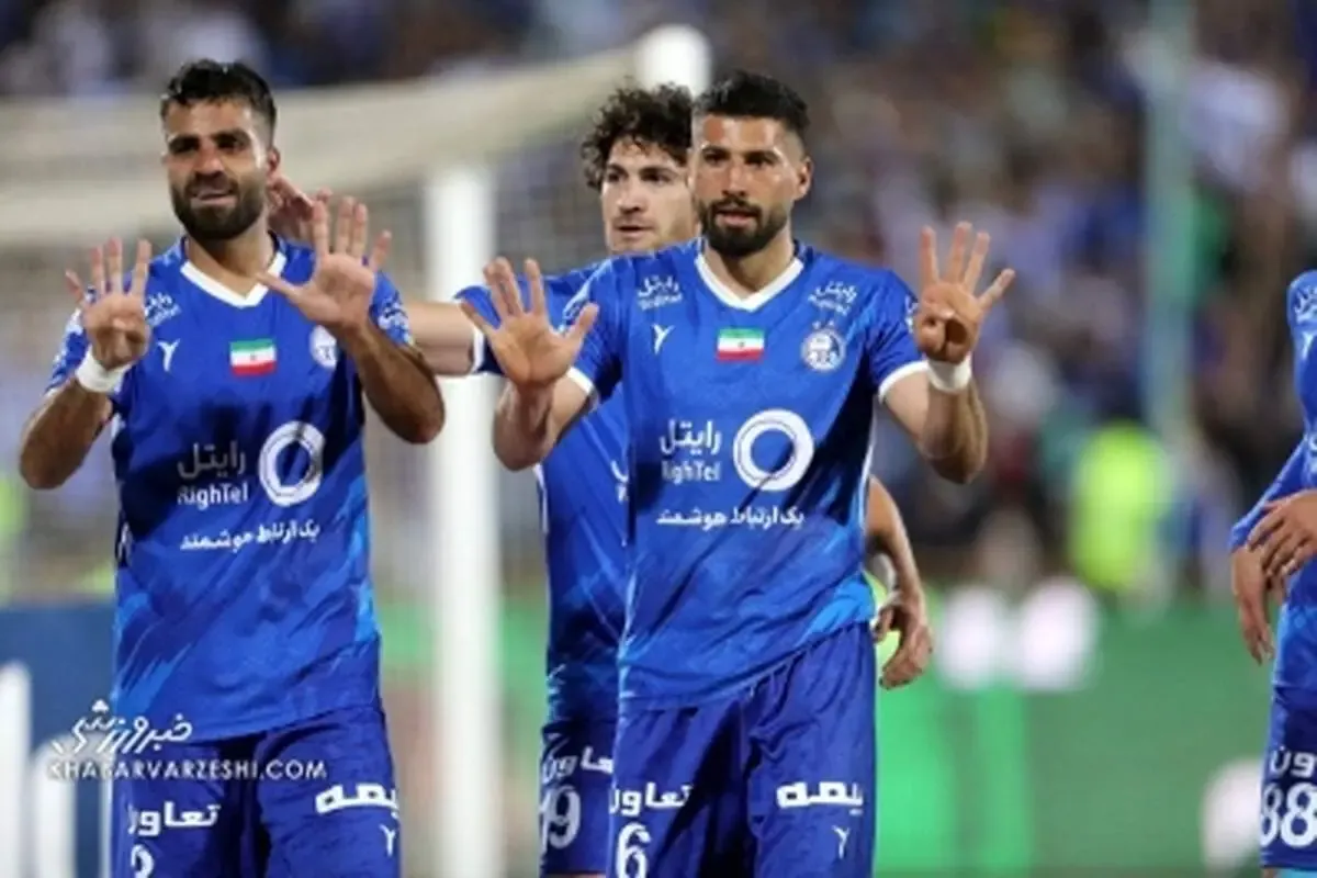 بازیکن شمس آذر با نشان دادن 4تایی ها استقلال را آتش زد!