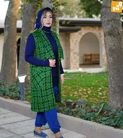 نیوشا ضیغمی با کفش تابستونی و سارافن پاییزه!/عکس