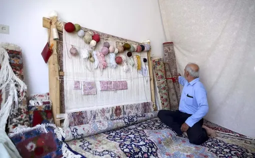 دارهای خالی/ عکس :ملیکا فرش فروش