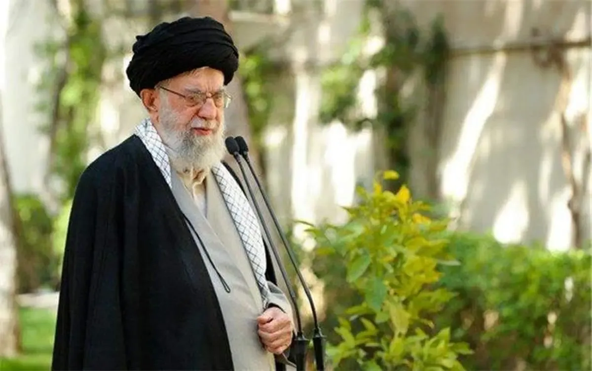 اولین واکنش رهبر انقلاب به مسمومیت دانش آموزان / اگر مسمومیت دانش آموزان اثبات شود باید عوامل آن به اشد مجازات برسند