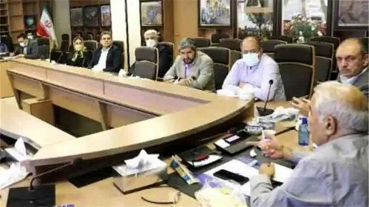 چادرملو روی ریل توسعه