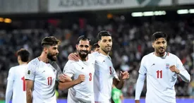 استایل جذاب ستاره تیم ملی با پیراهن پرسپولیس/ عکس