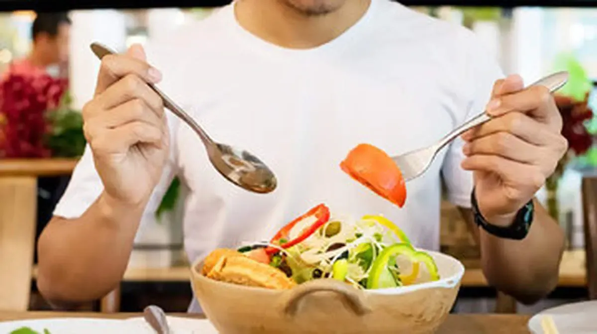 کسانی‌که برای لاغر شدن جراحی می‌کنند بخوانند