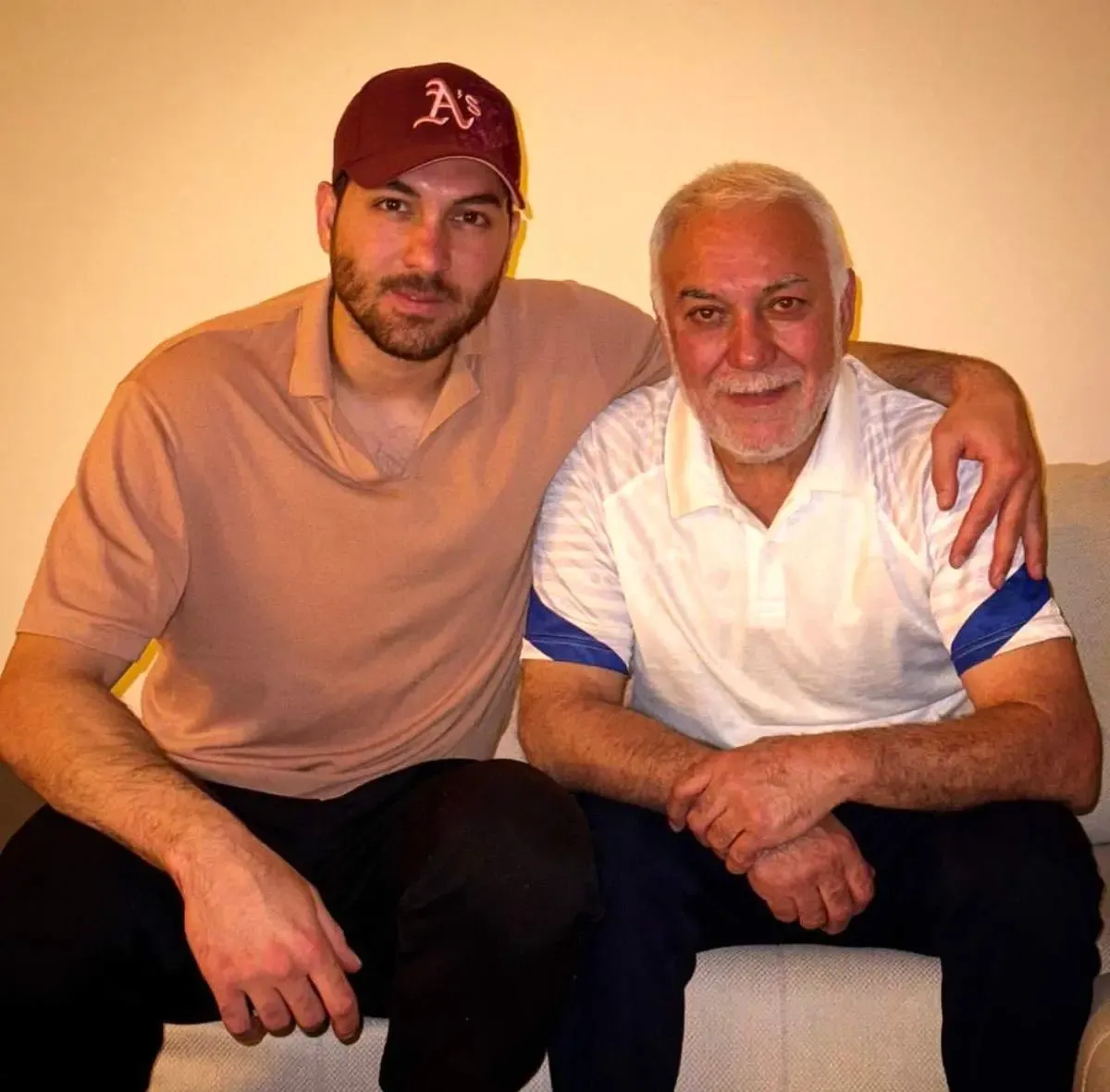 تولد ستاره خوشتیپ پرسپولیسی در کنار پدرش/ عکس