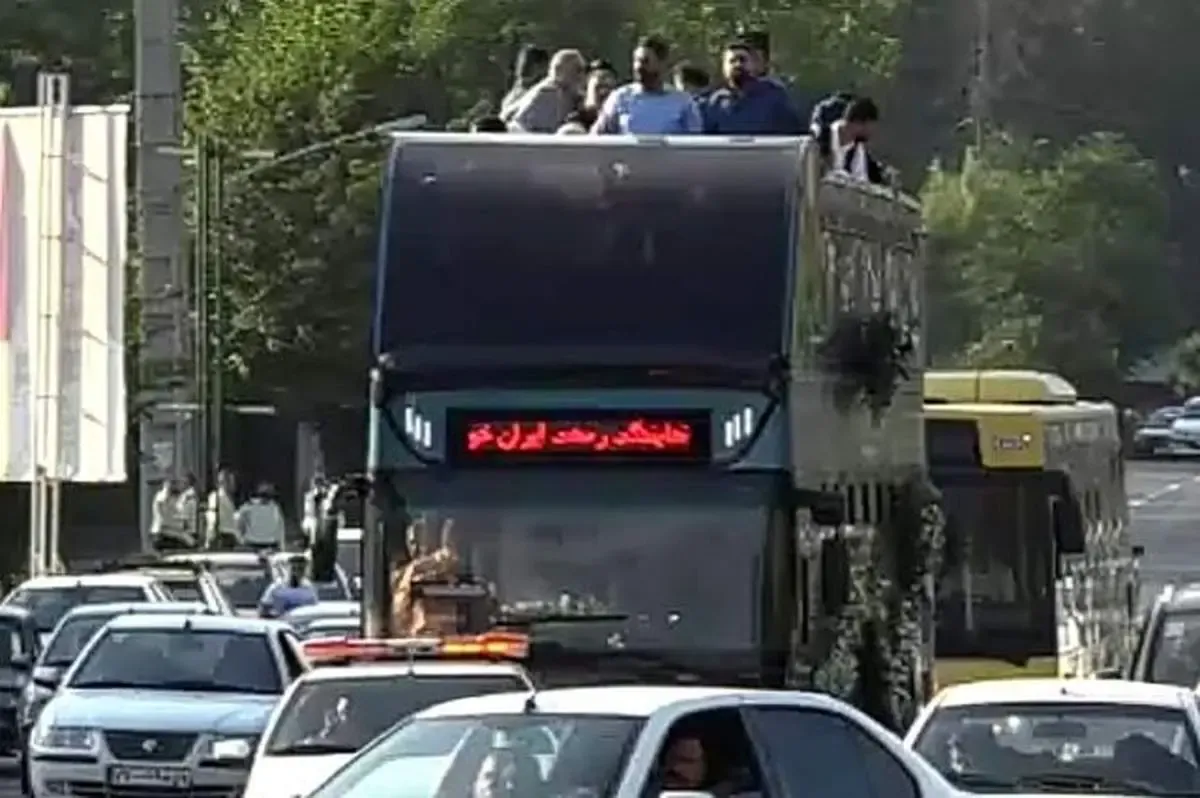 نخستین اتوبوس گردشگری در این شهر شمالی کشور به راه افتاد