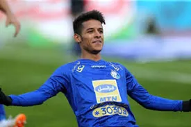 سرنوشت بازگشت مهدی قایدی به استقلال مشخص شد | موضع رسمی شباب الاهلی در مورد بازیکن ایرانی