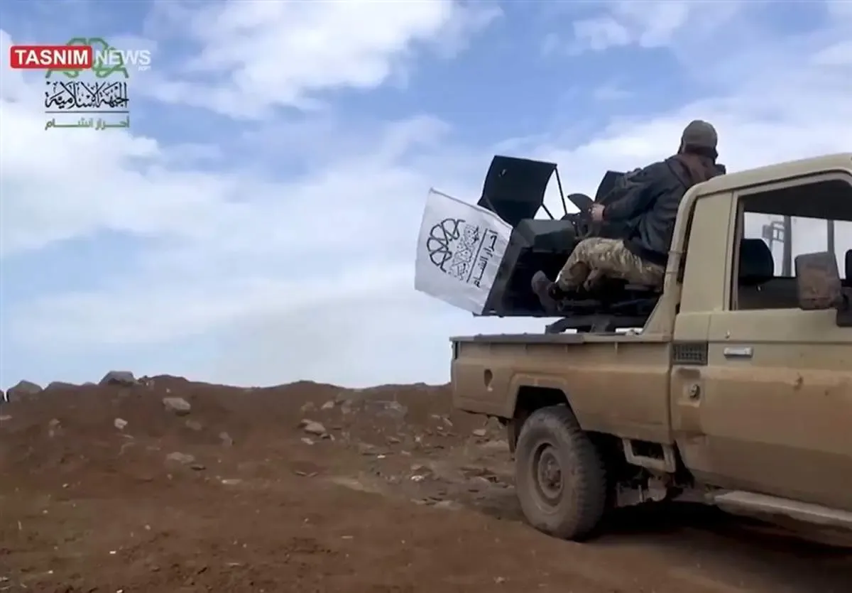 منابع محلی در ادلب: موشک‌های ایران به مقرهای تروریست‌های تحریرالشام و الترکستانی اصابت کرد