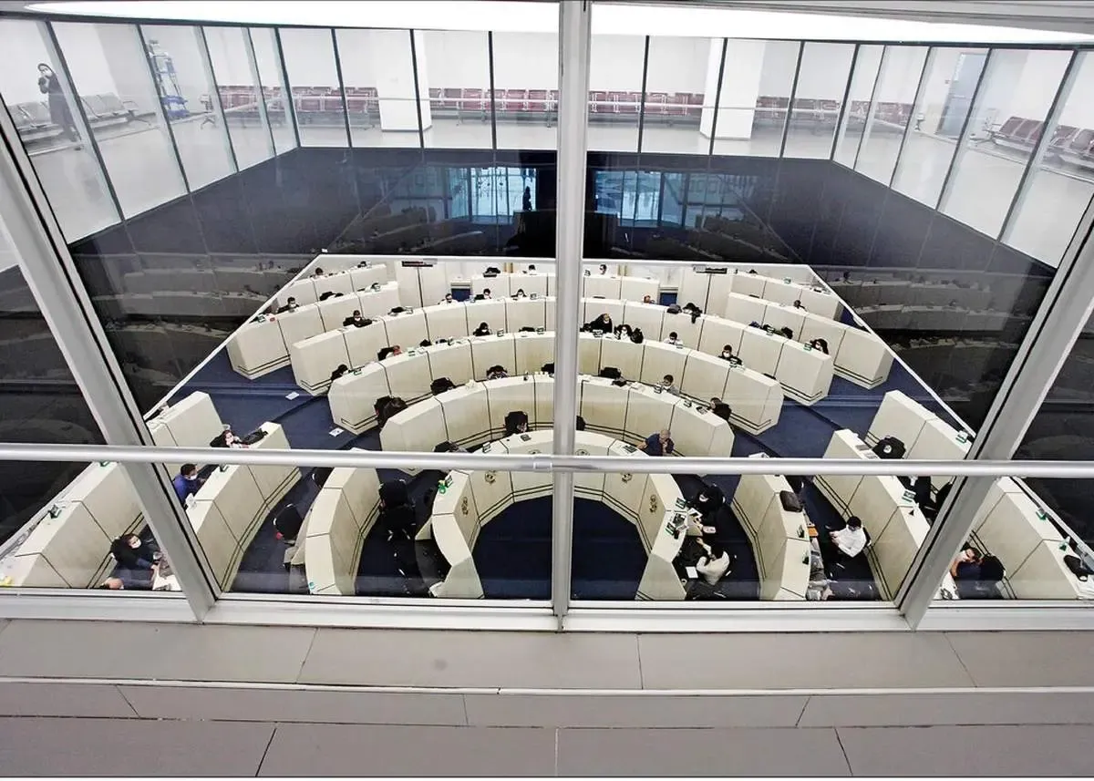 بورس بر مدار صعود ماند؛ افزایش ۵۴ هزار و ۲۵۰ واحدی شاخص کل