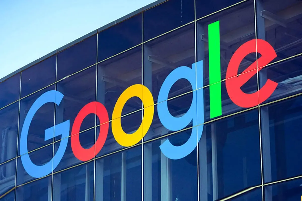 کلاه ژاپن بر سر گوگل