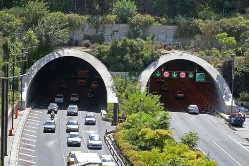 تا دقایقی دیگر تونل رسالت مسدود می‌شود