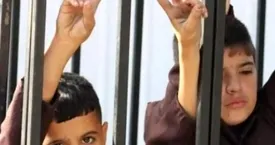 تلویزیون فرانسه ؛ ویدئوی نگهداری کودکان اسرائیلی در قفس فیک است!