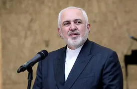 ظریف: چون از آمریکا آمدم خودی محسوب نمی‌شدم؛  نمایندگان مجلس گفتند تو قرآن خواندن هم بلدی؟!