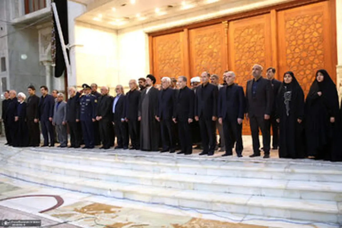 پزشکیان و سیدحسن خمینی بر سر مزار آیت الله هاشمی رفسنجانی/عکس