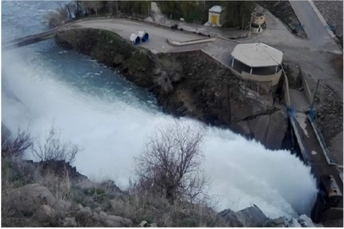 از دی ماه آب به دریاچه ارومیه رها  می شود