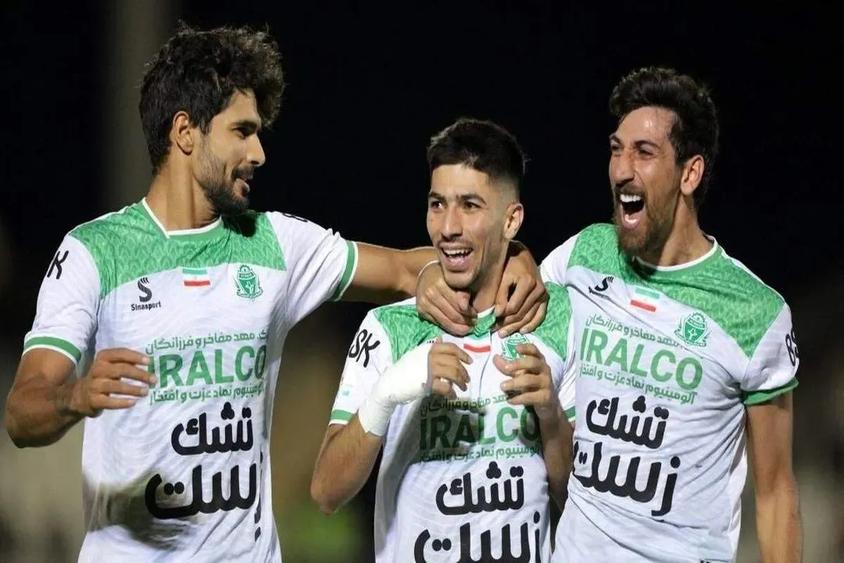 زیرآب احمدزاده و لیموچی را در پرسپولیس زدند!