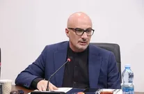 شمع‌فروشانِ مخالف خورشید در صداوسیما!