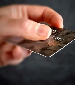 دانشجویان رفاه کارت ۶ میلیونی میگیرند