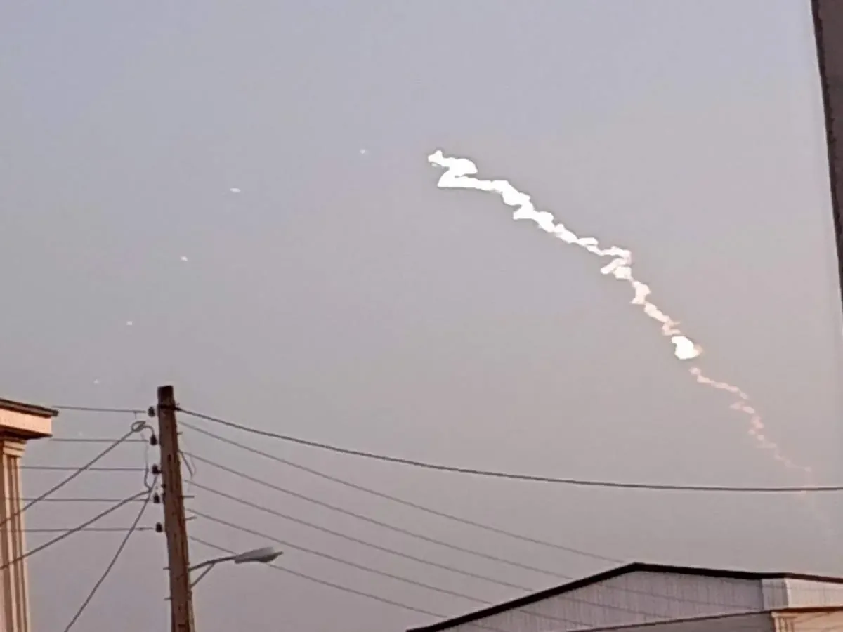 شلیک موشک بالستیک عظیم ایران امشب 27 شهریور/ فیلم و عکس