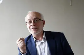 پزشکیان به سمت لغو تحریم ها حرکت خواهد کرد