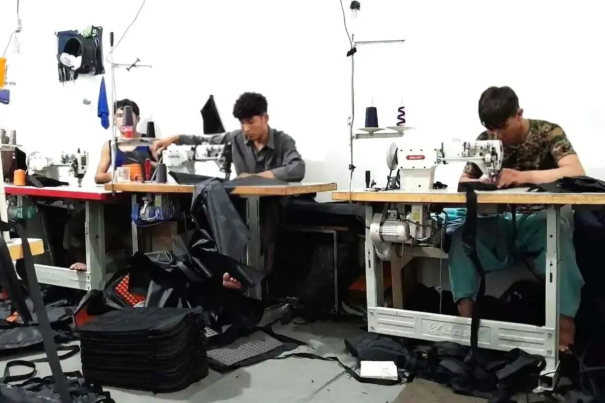 صنایع کوچک در تسخیر اتباع