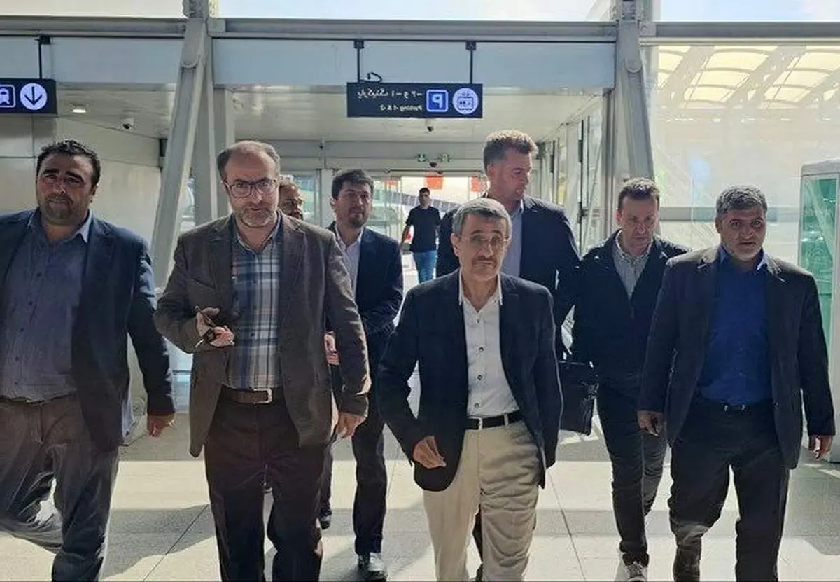 بالاخره احمدی نژاد خوابید+ تصویر