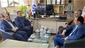 تقدیر مدیرآموزش و پرورش ناحیه 2 از شعبه زنجان بیمه دانا